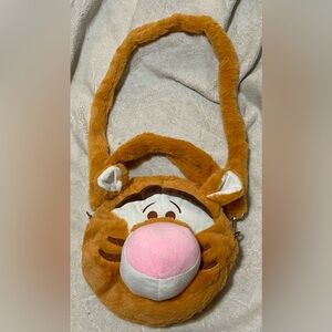 Tigger head soft cross body purse with handles too